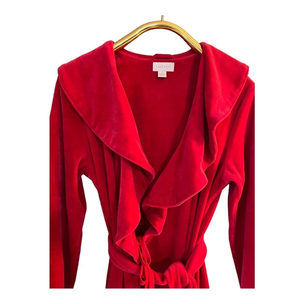 𝅺cabernet Vintage velvety red ping belted robe womens  Small